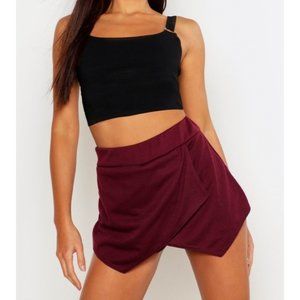 ‼️ Boohoo Maroon Asymmetric Skort